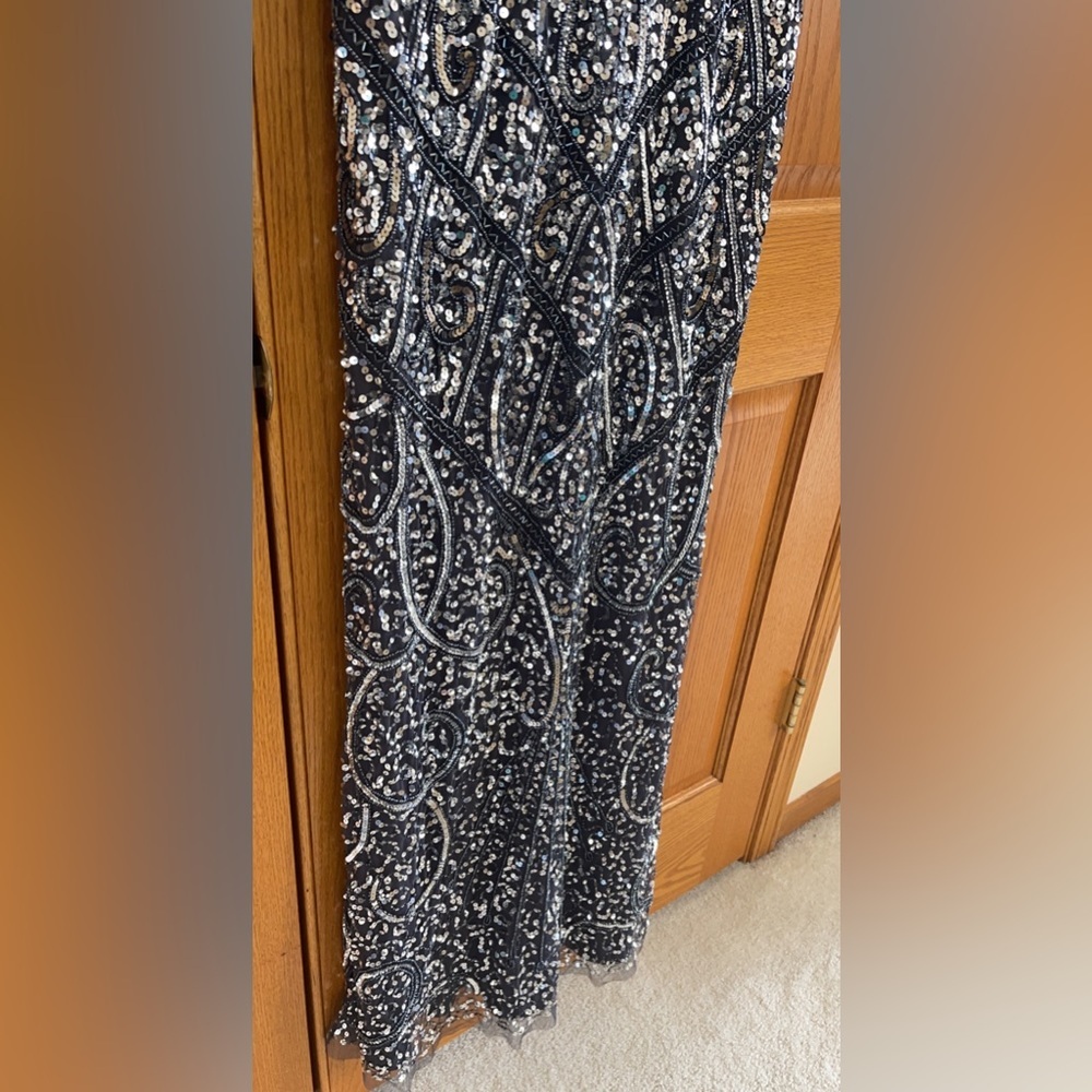 Women’s Formal Dress Sz 10 Silver Gray AIDAN BY AIDAN MATTOX Heavily Beaded Gown - Picture 11 of 14